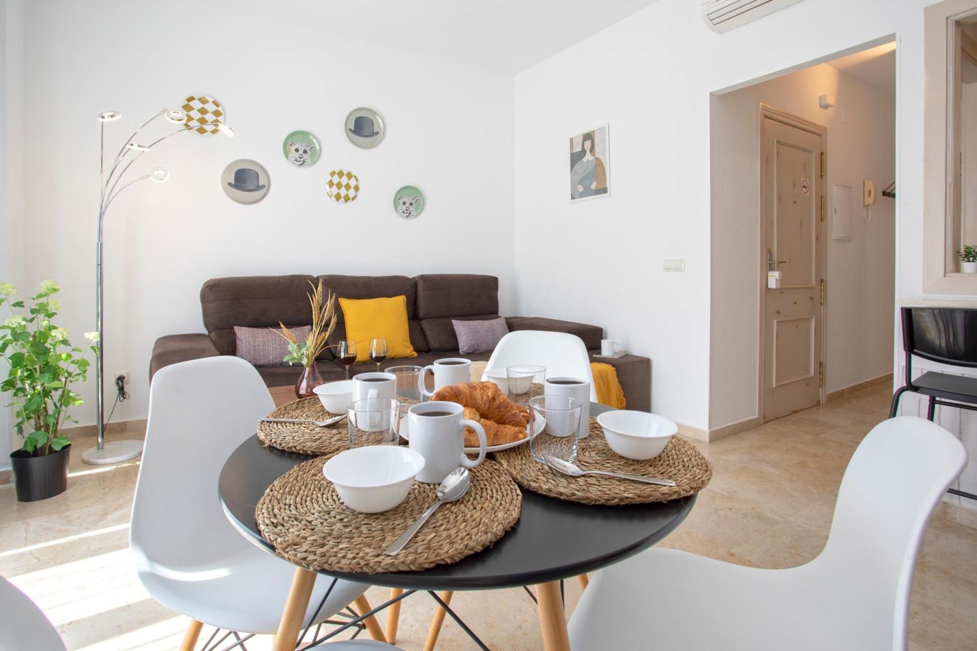 Precioso Apartamento En Pleno Centro By Rent Me Málaga Buitenkant foto