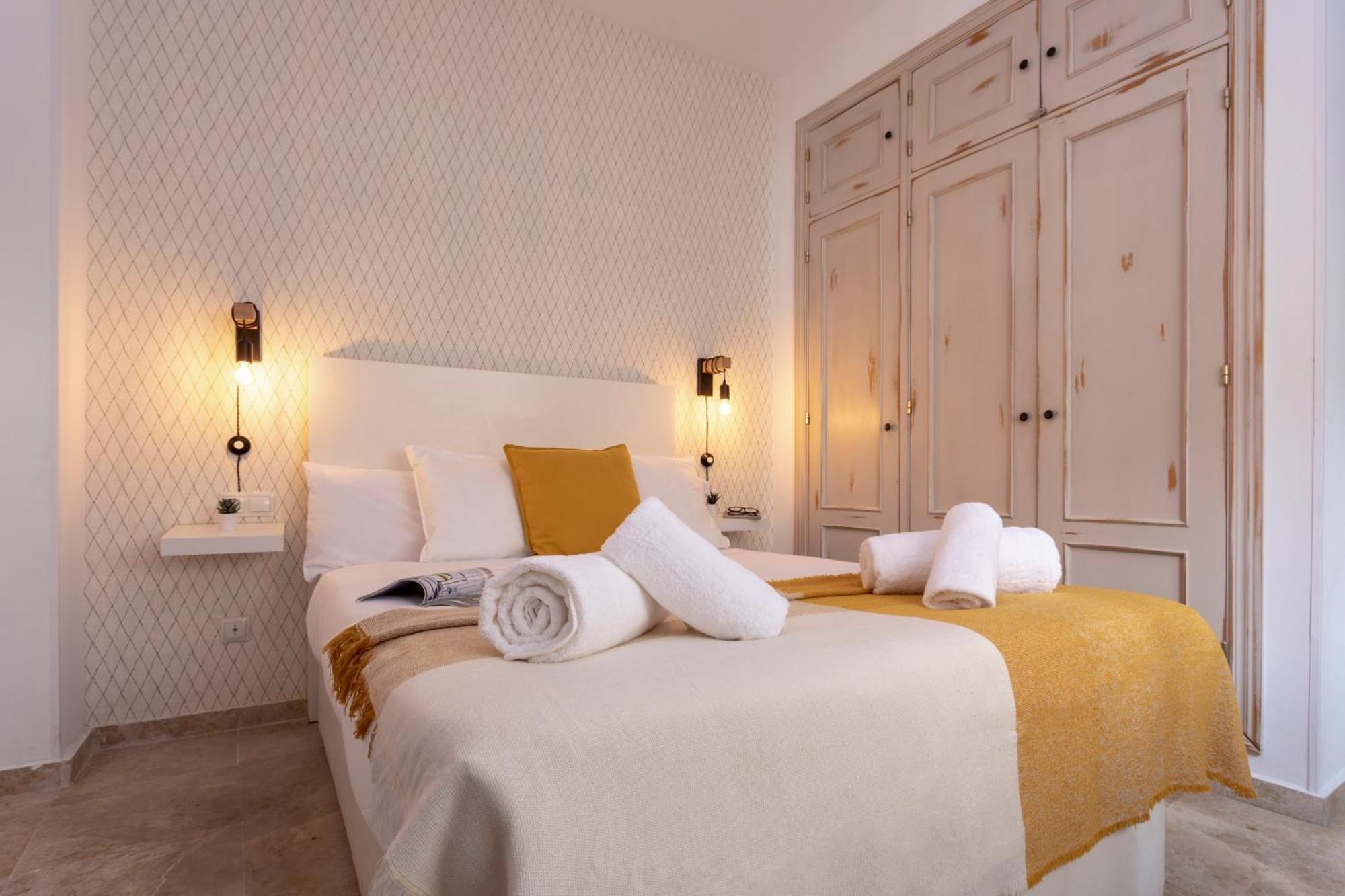 Precioso Apartamento En Pleno Centro By Rent Me Málaga Buitenkant foto